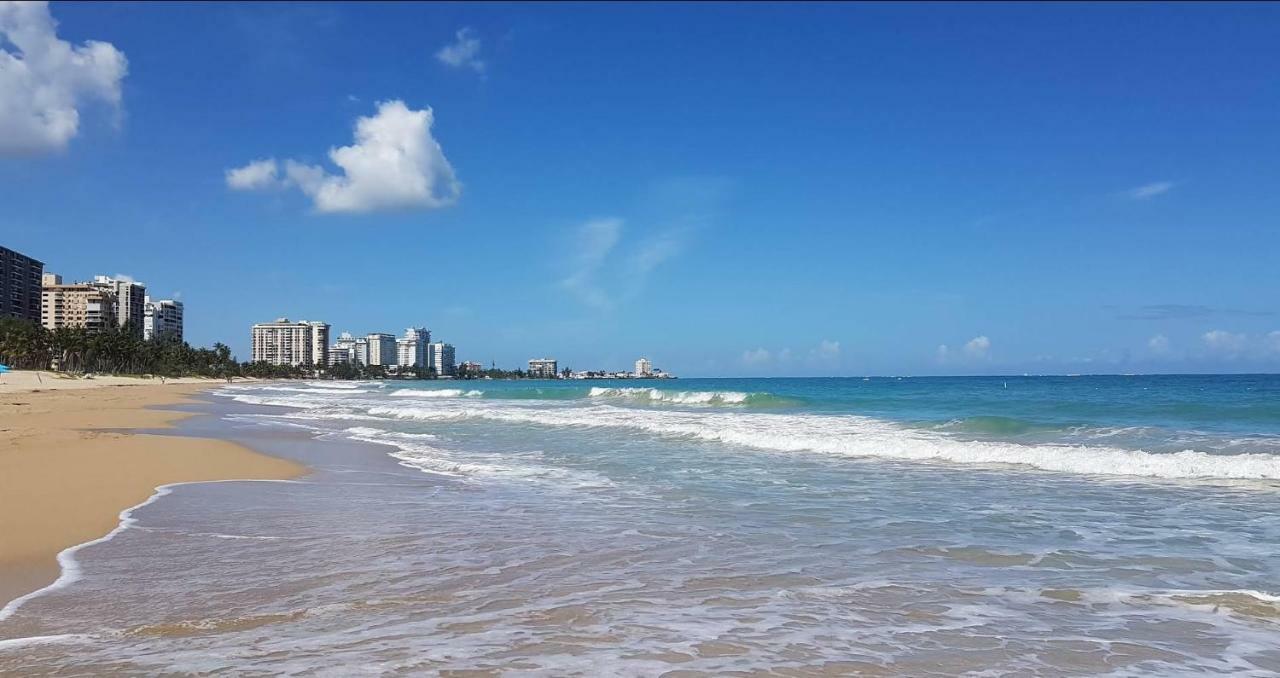 Beach Front Apt Isla Verde 3 Appartement San Juan Buitenkant foto